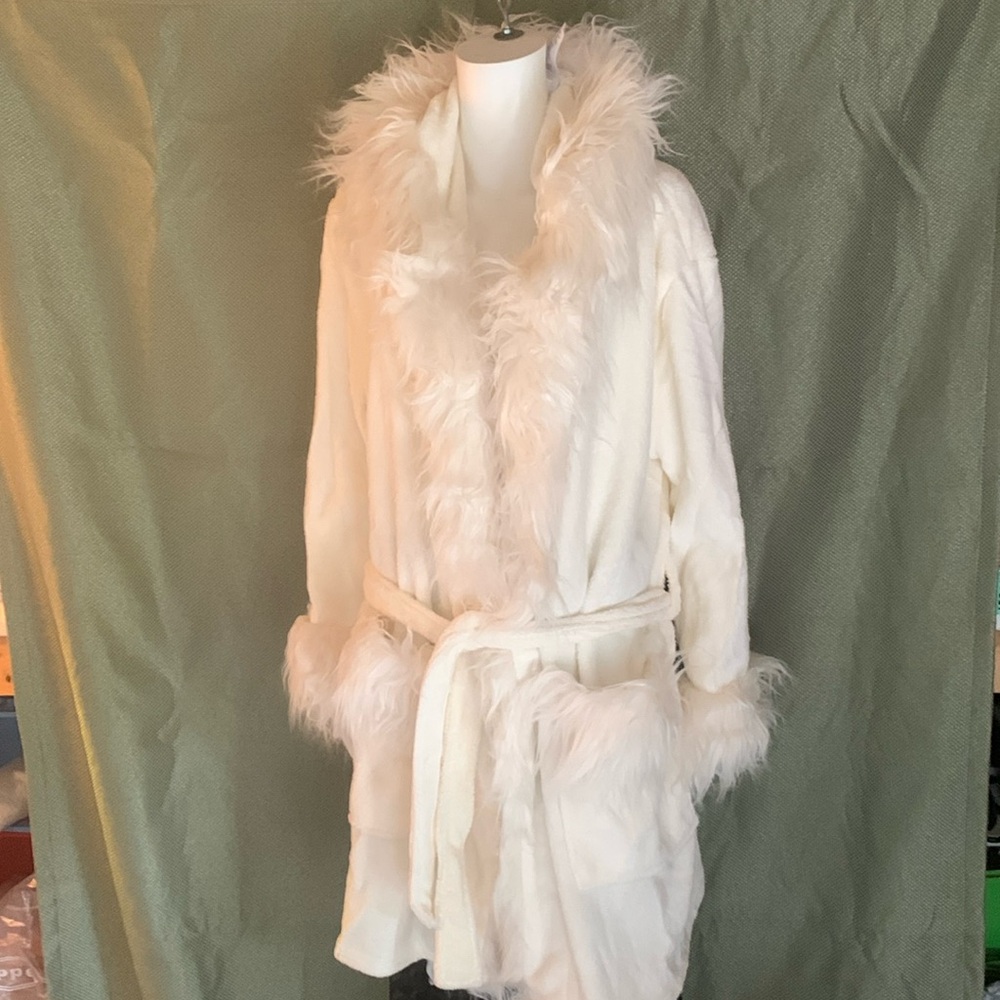 Pottery Barn Teens 3/4 length w/ Faux fur trim
